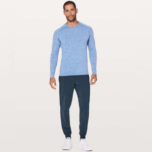 Lululemon Fundamental Jogger 28"
Nautical Navy Sz M